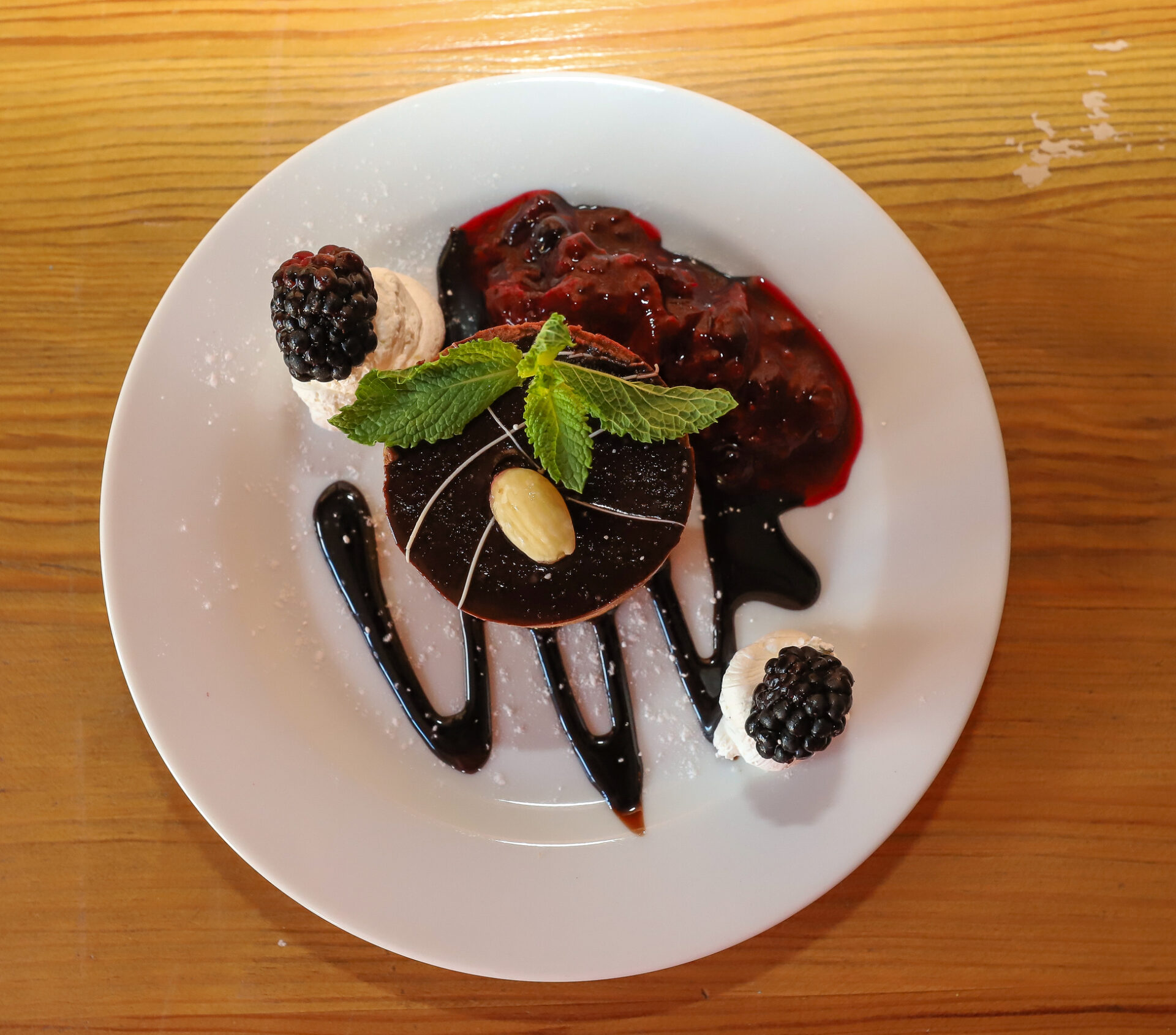 <img src="https://podczerwonymklonem.creavity.pl/wp-content/uploads/2024/10/litery-czcionka-sophia-pdf1.png"> 